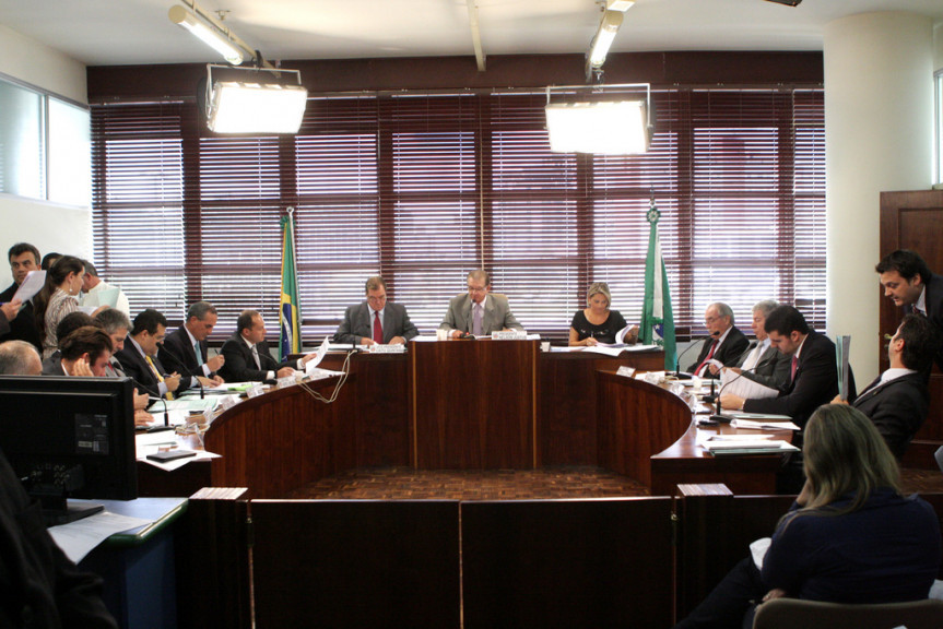 Reunião da Comissão de Constituição e Justiça (CCJ).