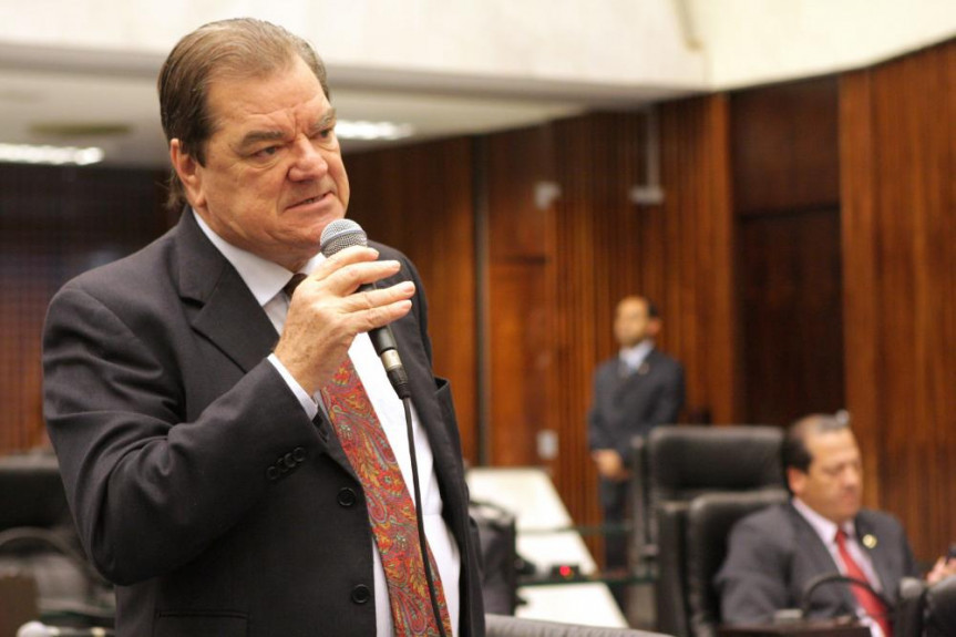 Deputado Caíto Quintana (PMDB).