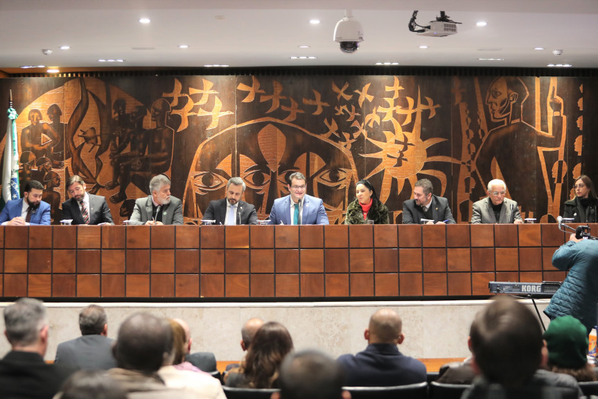 Solenidade ocorreu na manhã desta terça-feira (20), no Plenarinho da Assembleia Legislativa.