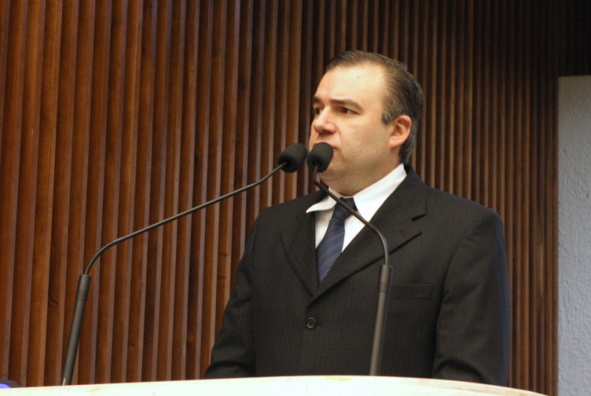 Deputado Ney Leprevost (PSD): "“É imprescindível implantar ações para coibir os agressores e reduzir a impunidade dos ataques discriminatórios contra minorias."