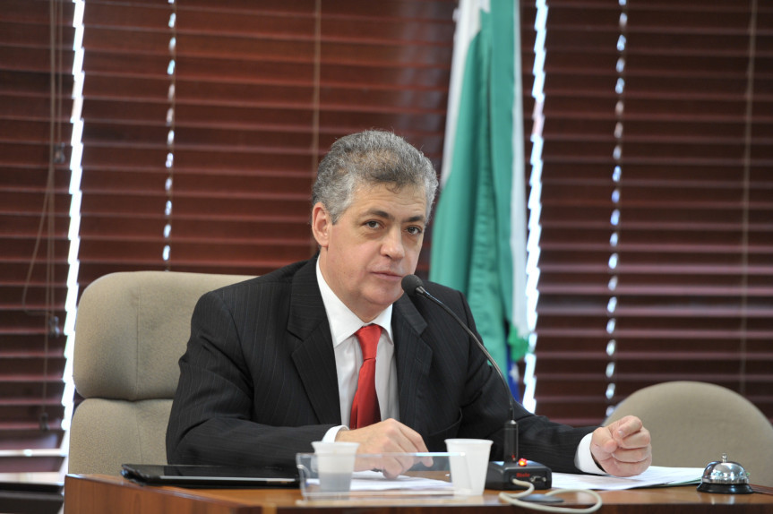 Deputado Péricles de Mello (PT) coordena reunião da ConPaz