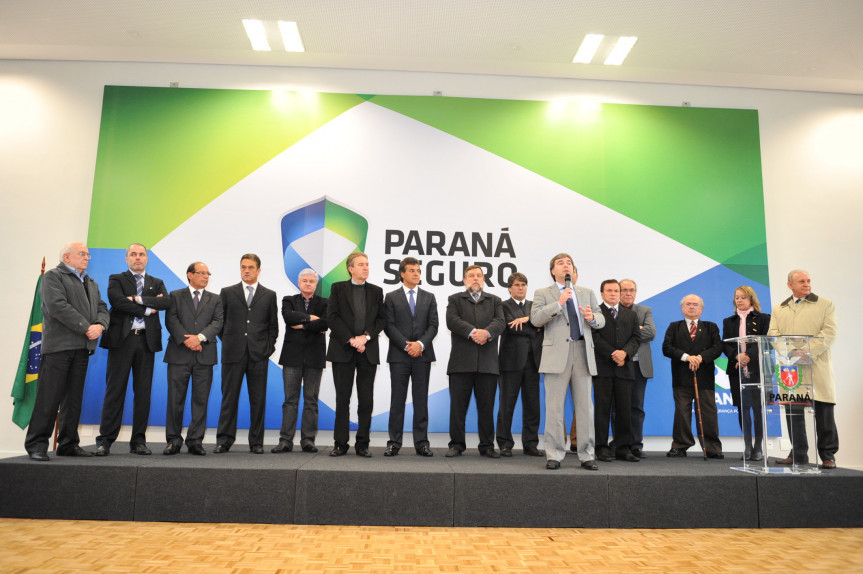 Deputados participam de evento "Paraná Seguro"