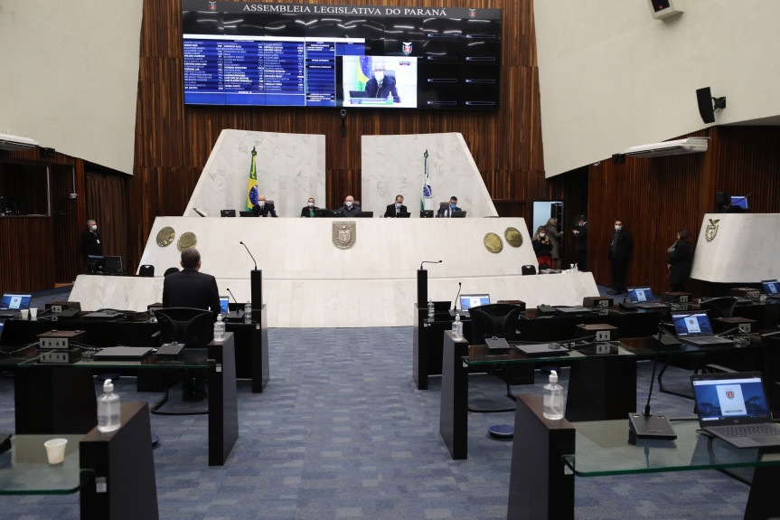 Projeto que permite parcelamento de dívidas com impostos estaduais segue em tramitação na Assembleia Legislativa.