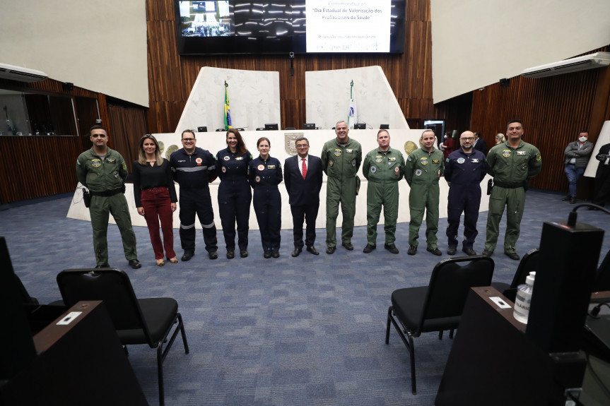 Sessão solene celebrou o Dia Estadual de Valorização dos Profissionais da Saúde.