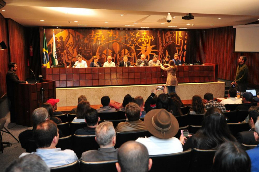 Audiência Pública sobre a "Alimentação Escolar".