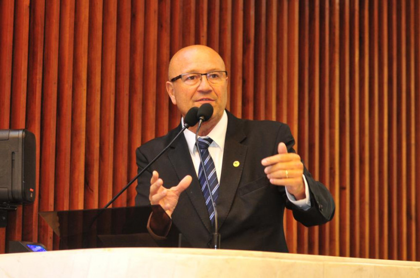 Deputado Luiz Claudio Romanelli (PSB).