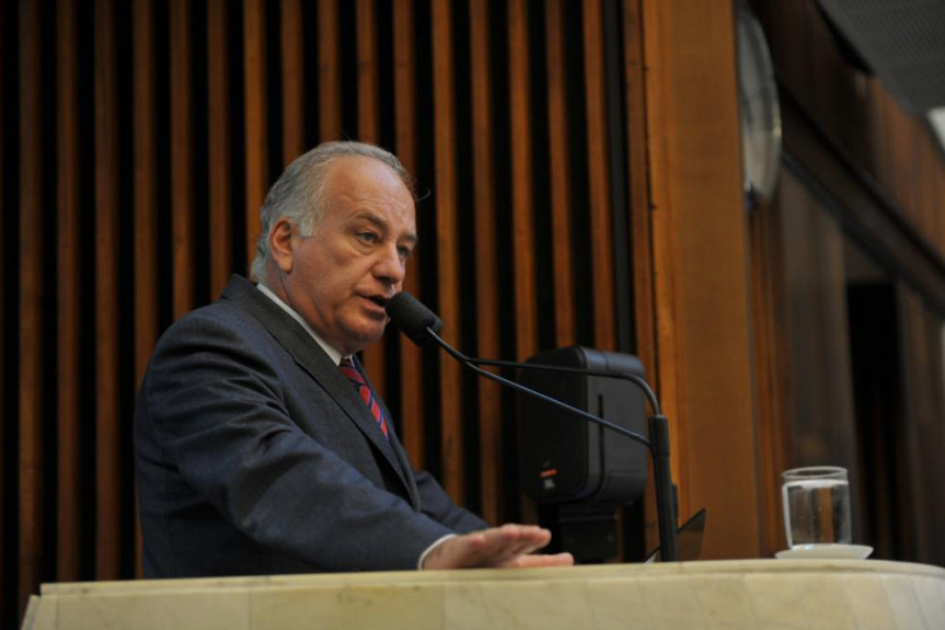 Deputado Luiz Eduardo Cheida (PMDB). 