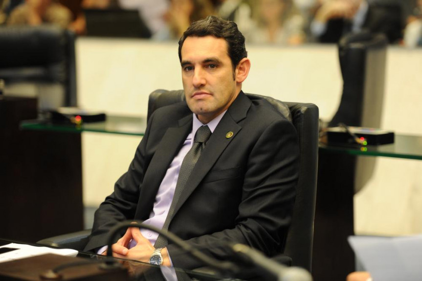 Deputado Alexandre Guimarães (PSC).