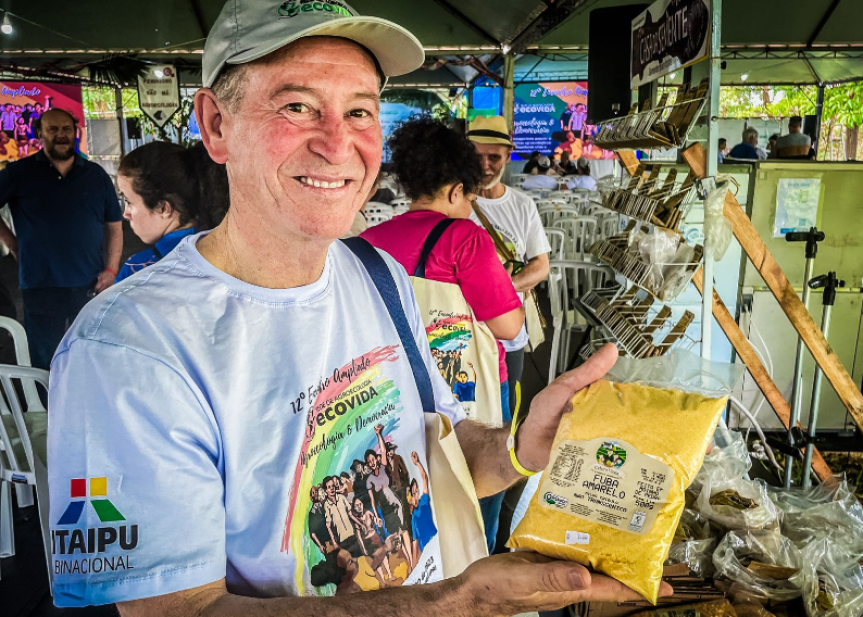 Lemos destacou a importância do evento como espaço para o debate, intercâmbio e para a construção coletiva da grande rede de agroecologia.