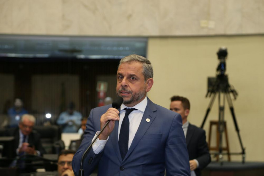 Deputado Ricardo Arruda (PSL): homenagem aos Bravos Guerreiros da Policia Militar do Paraná.