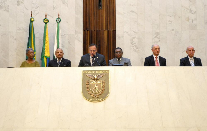 Sessão solene que reverenciou a Data Nacional da Consciência Negra. 