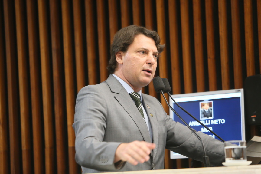 Deputado anibelli Neto (MDB) presidente da Comissão de Agricultura, Pecuária, Abastecimento e Desenvolvimento Rural da Assembleia.