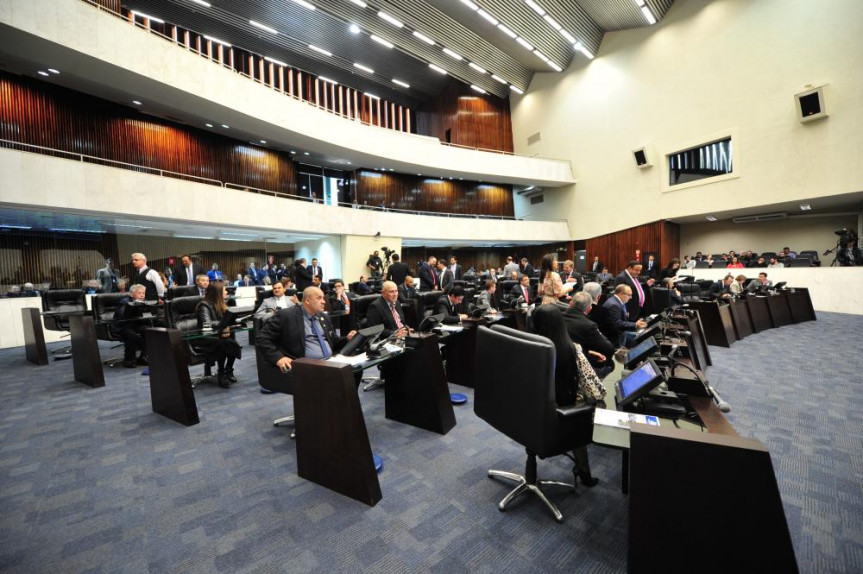 Início dos trabalhos na Assembleia Legislativa foi positivo para deputados que afirmam ter muito a fazer ainda pelo Paraná.