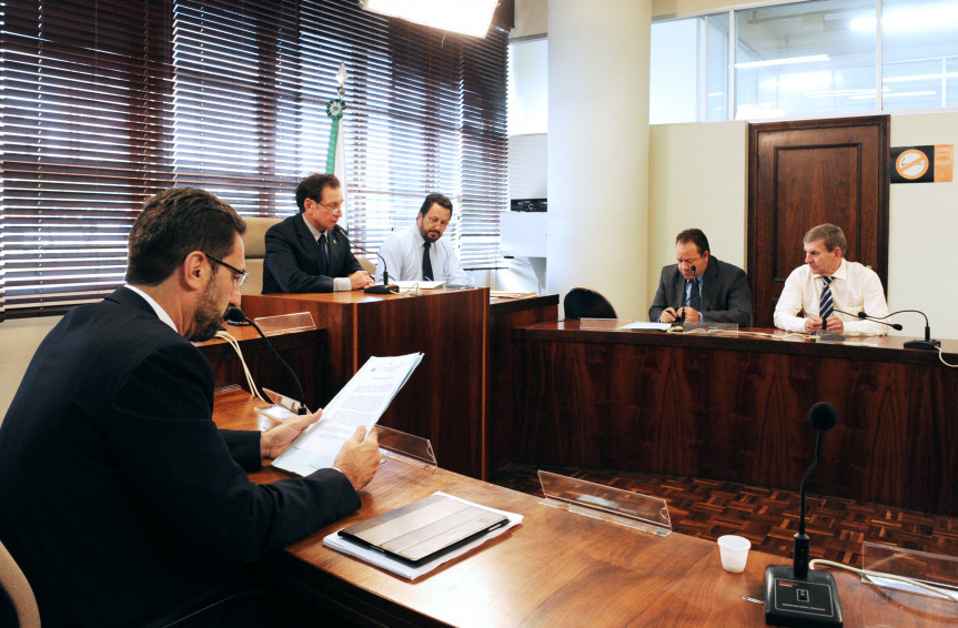 Reunião da Comissão de Finanças.