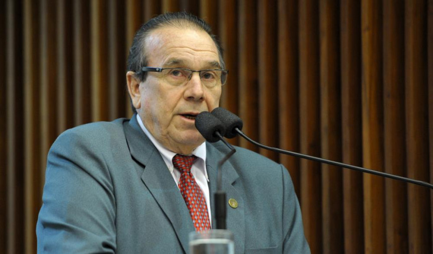 Deputado Jonas Guimarães (PMDB), presidente da Comissão de Finanças.