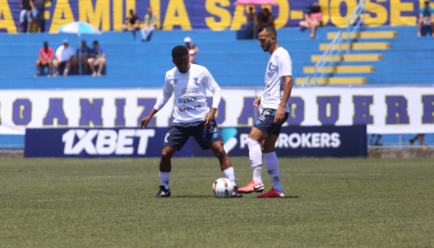 O Azuriz recebe o Athletico Paranaense em partida válida pela 7ª rodada do Paranaense.