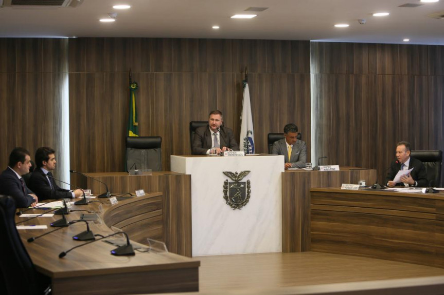 Reunião da Comissão de Ciência, Tecnologia e Ensino Superior da Assembleia Legislativa do Paraná (Alep), presidida pelo deputado Emerson Bacil (PSL).