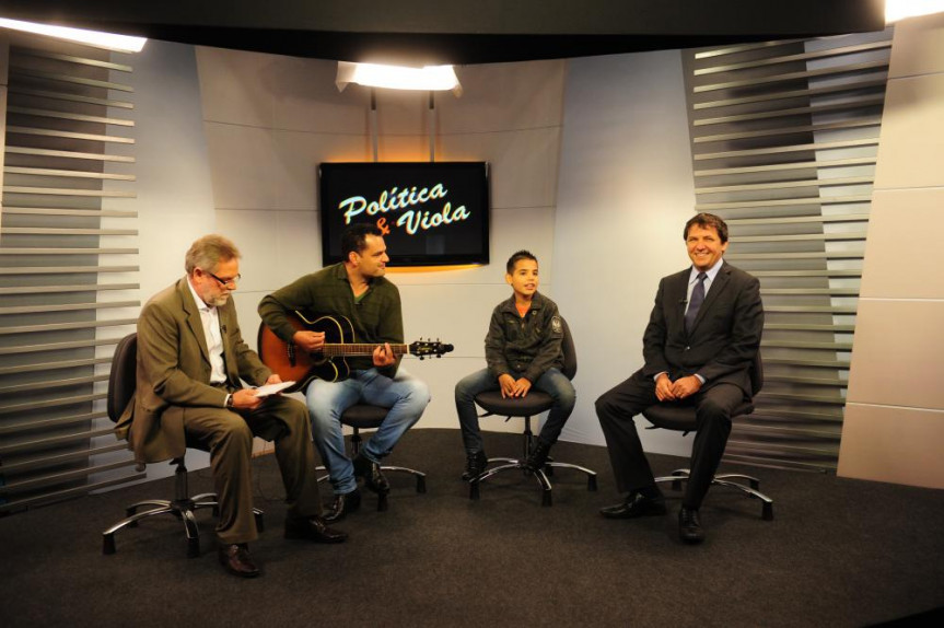 Programa "Política e Viola" com deputado Chico Brasileiro (PSD).