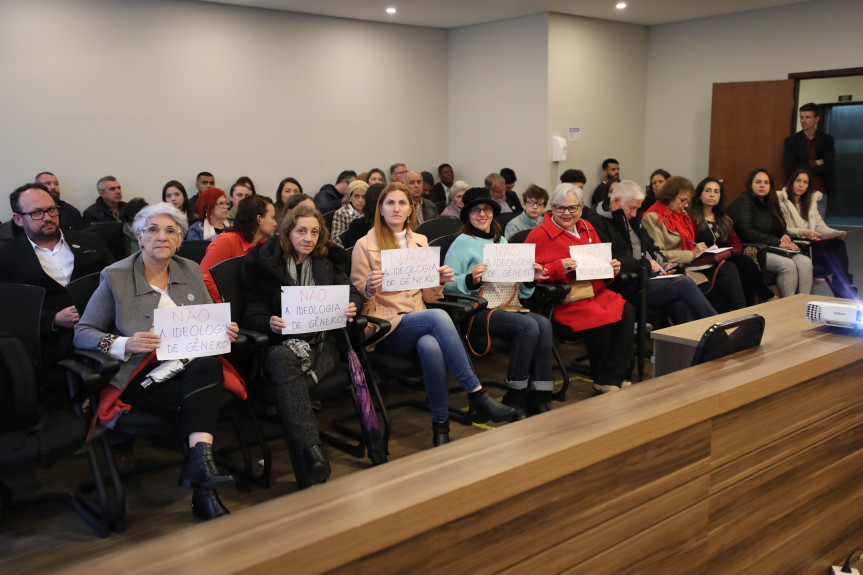 Evento ocorreu na manhã desta segunda-feira (10), no Auditório Legislativo da Casa.