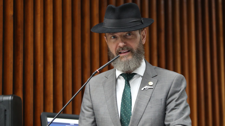 Deputado Tito Barichello (União).