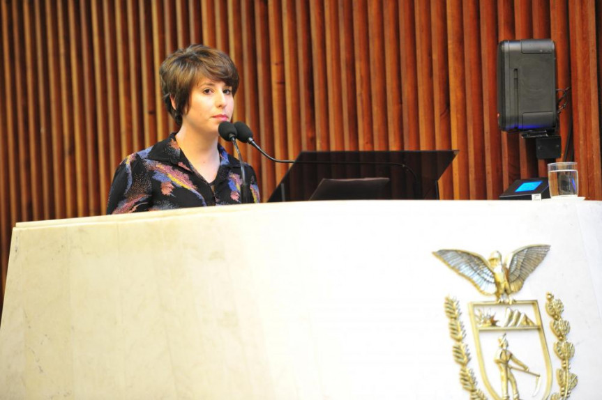 Grande Expediente - Exposição de Ana Carolina Fredianelli sobre "Animais Silvestres Apreendidos".