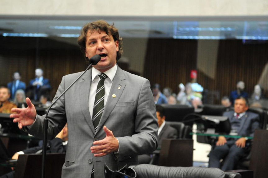 Deputado Anibelli Neto (MDB).