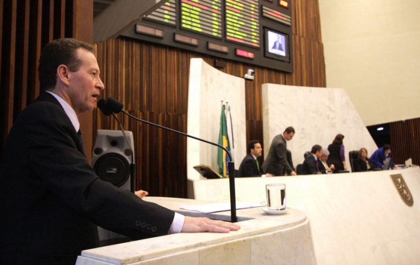Deputado Professor Lemos (PT).