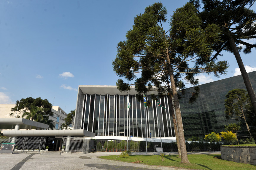 Atividades do Legislativo seguem com restrição de público externo. CCJ e sessão plenária podem ser acompanhadas ao vivo pela TV Assembleia e redes sociais.