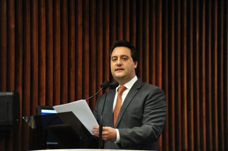 Governador Carlos Massa Ratinho Júnior.
