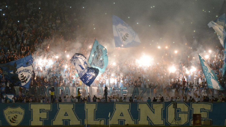 Torcida do Londrina.