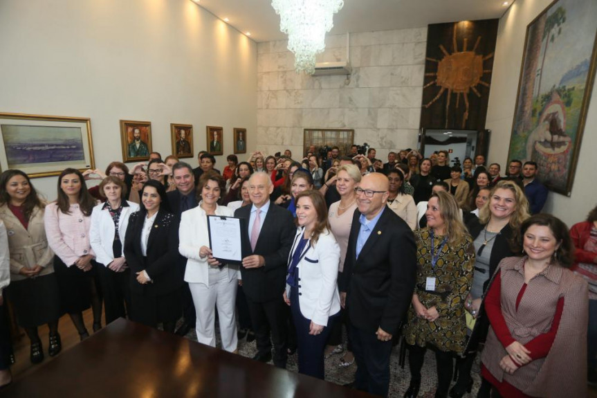 Instalada a Procuradoria da Mulher na Assembleia Legislativa do Paraná.