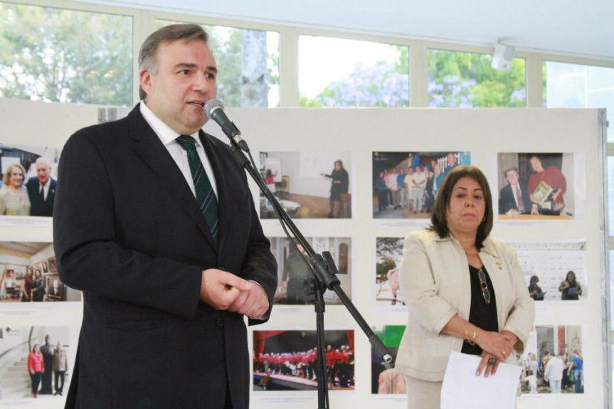 Lançamento do "Portal Cultural SemeARTE" por proposição do deputado Ney Leprevost (PSD).