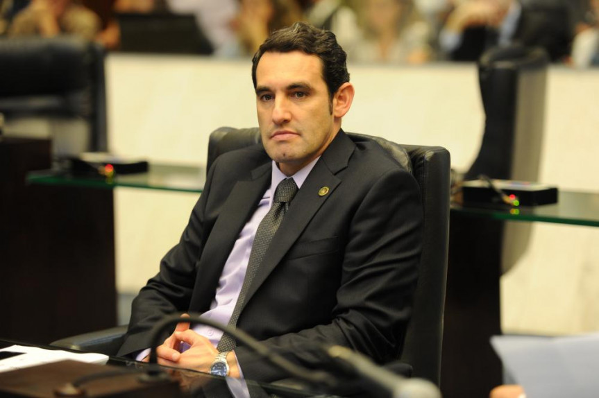 Deputado Alexandre Guimarães (PSC).