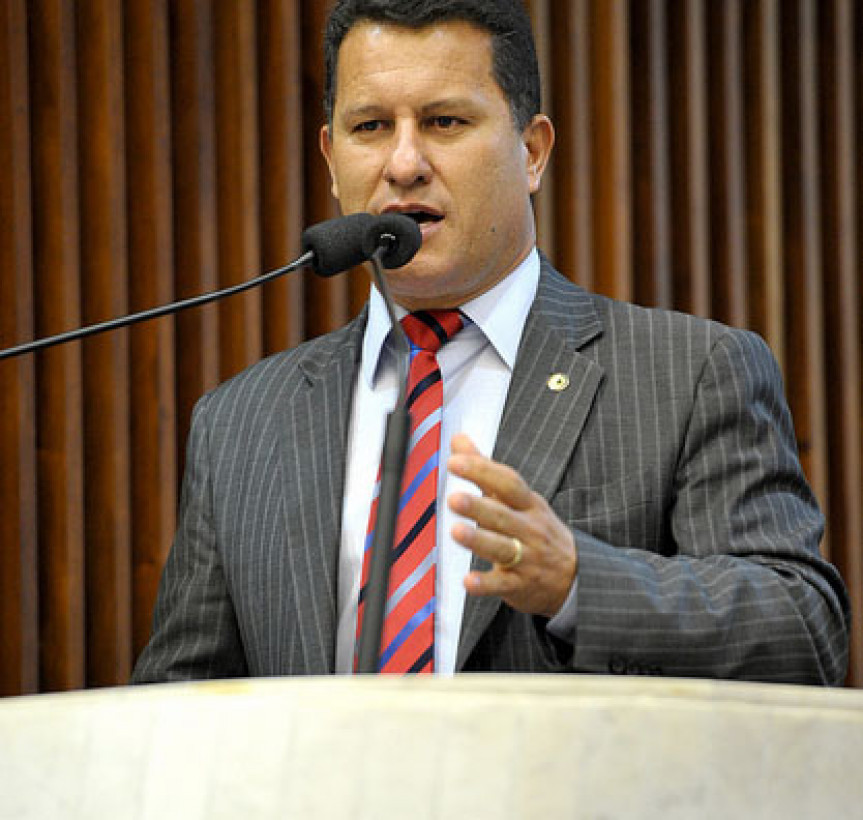 Deputado Adelino Ribeiro (PSL).