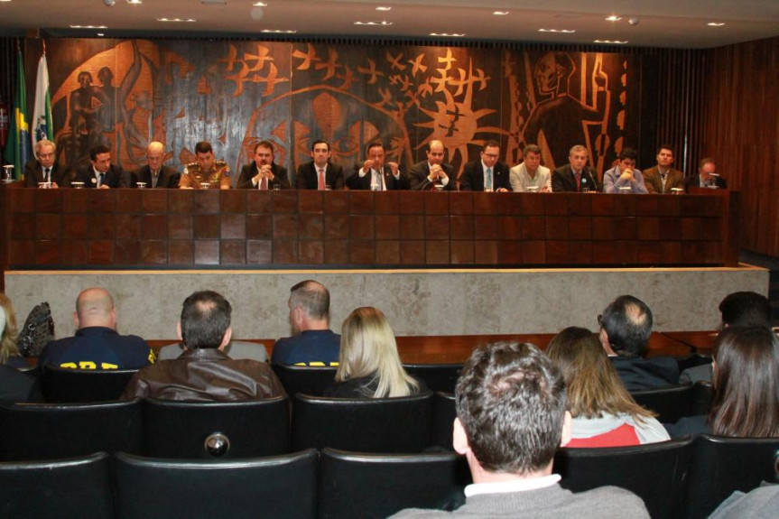 Audiência Pública sobre a segurança das estradas pedagiadas do Paraná.