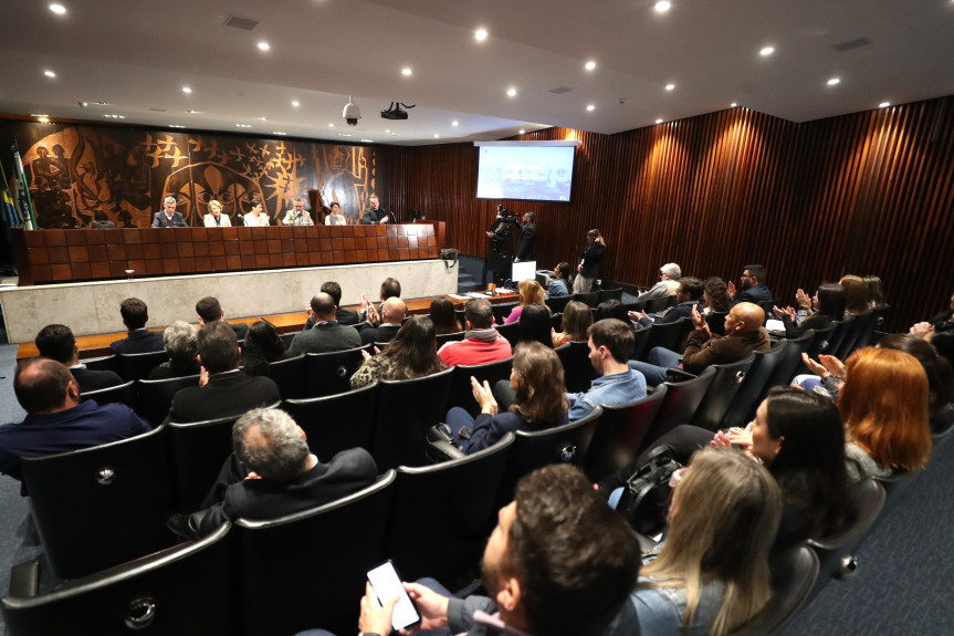 Fórum foi realizado ao longo da manhã desta quinta-feira (6), no Plenarinho da Casa.