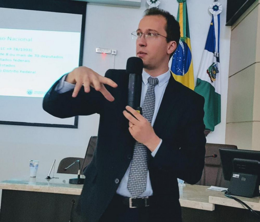 O diretor Legislativo da Alep Dylliardi Alessi falou sobre técnicas de desenvolvimento de projetos.