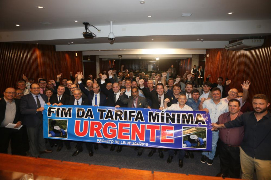 O debate contou com a participação de representantes da Sanepar.