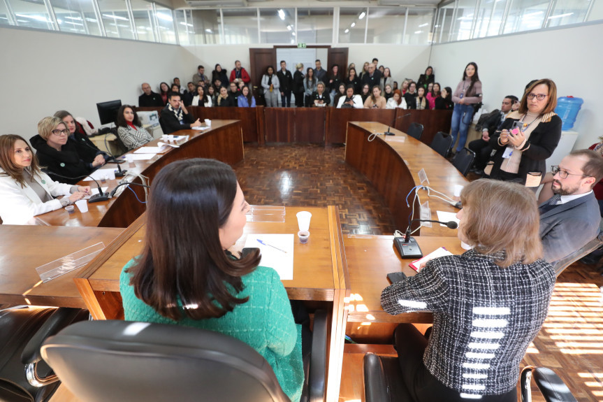 Entre os objetivos do projeto de extensão, está a verificação das leis existentes, quais podem ser revogadas e, ao final, fazer uma consolidação dessas legislações.