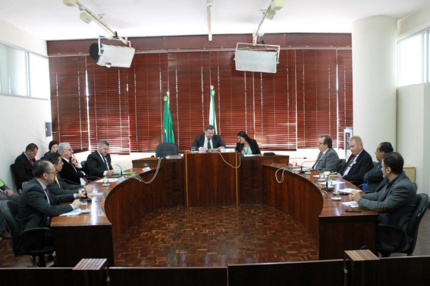 Lei Geral das Universidades foi o tema da reunião da Comissão de Ciência, Tecnologia e Ensino Superior da Alep.