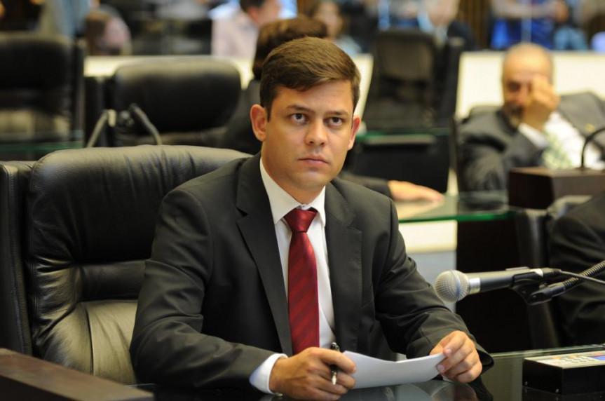 Deputado Tião Medeiros (PTB).