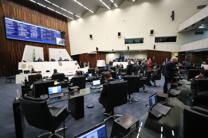 Projeto que cria a Bancada Feminina na Assembleia é aprovado em redação final e está apto para ser promulgado.