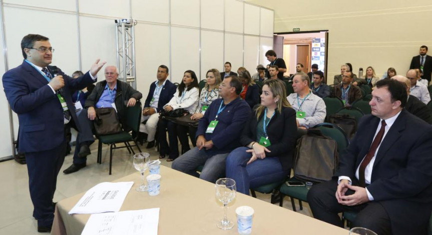 Encontro da União dos Vereadores do Brasil (UVB), dentro da programação da 21ª Conferência Nacional dos Legisladores e Legislativos em Foz do Iguaçu.