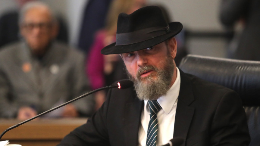 Deputado Delegado Tito Barichello (União) defende projeto que incentiva o uso ético da inteligência artificial nas escolas públicas do Paraná