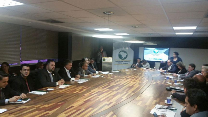 Deputado Artagão Junior participa em Brasília do lançamento da Unale