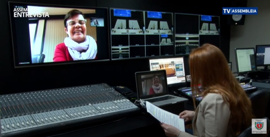 Esther Cristina Pereira , presidente do sindicato dos Estabelecimentos Particulares de Ensino do Paraná (Sinepe), fala sobre desafios do ensino privado em tempos de pandemia e para o futuro.