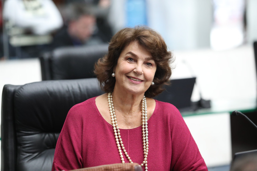 Deputada Cristina Silvestri (PP), autora do projeto.