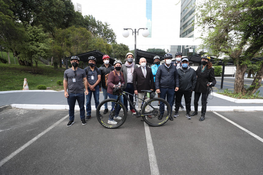 Bicicletário está entre uma das ações do Legislativo para incentivar a utilização do meio de transporte.