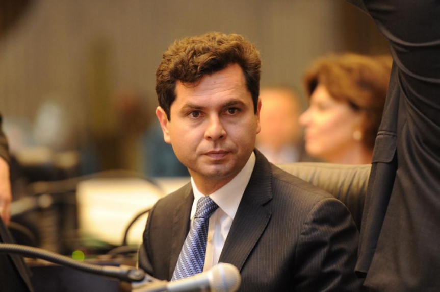 Deputado Alexandre Curi (PMDB), presidente da Comissão.