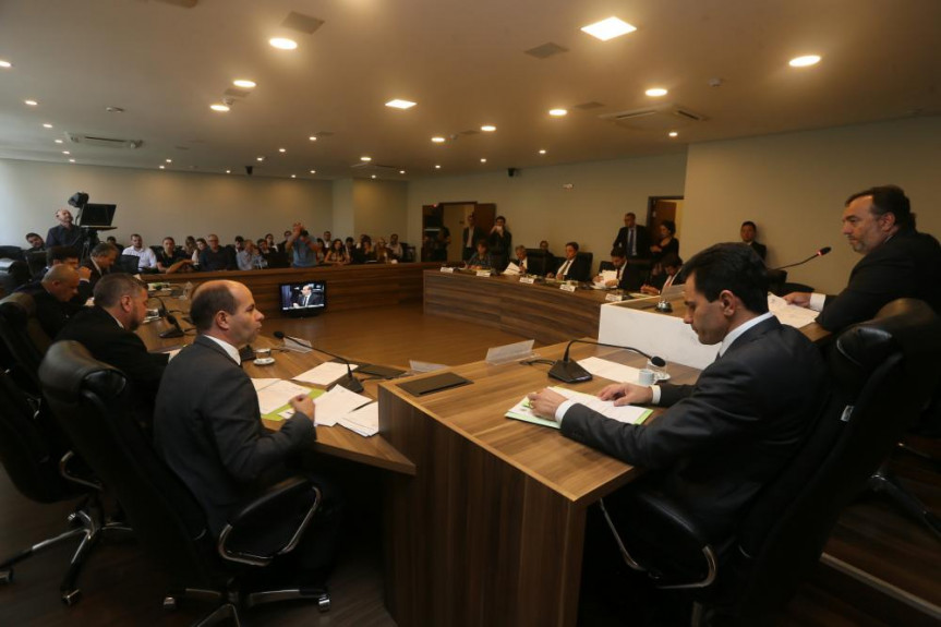 CCJ tem reunião extraordinária nesta quarta-feira (17) para debater projeto do Governo.